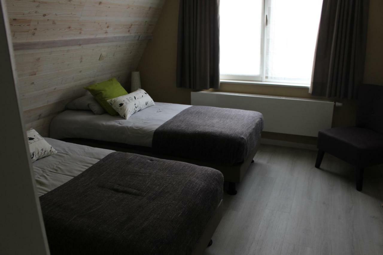 Saffels Nest Bed and Breakfast Lochristi Exteriör bild